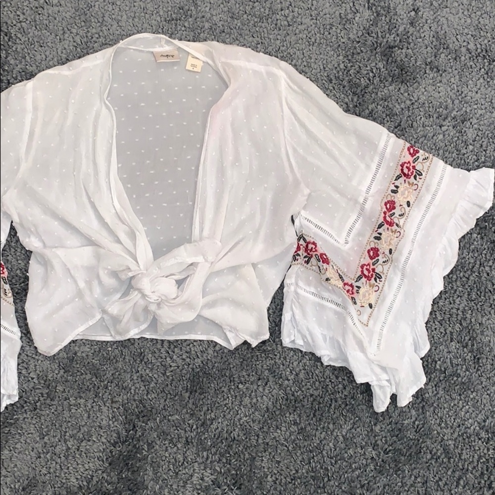 White tie crop top